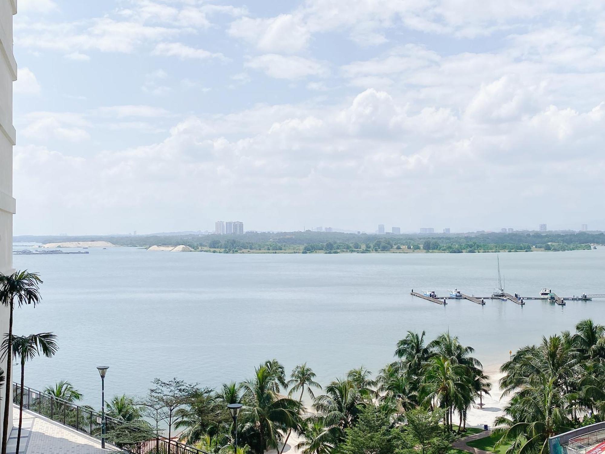 Seafront Country Garden Danga Bay By Lions Bay Leilighet Johor Bahru Rom bilde